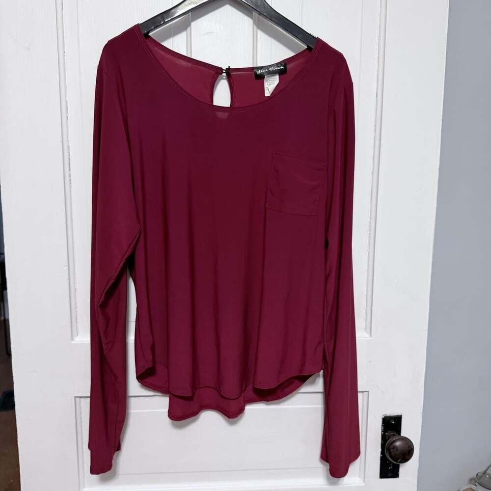 Star Vixen Maroon Long Sleeve Scoop Neck Top with Chest Pocket 2X